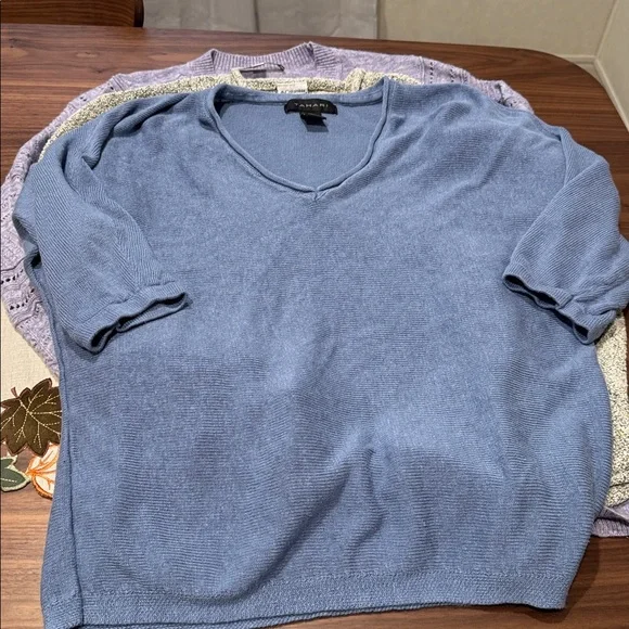 Sweater bundle - Picture 6 of 7